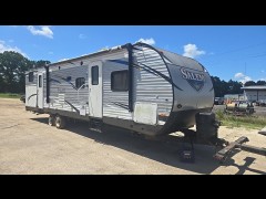 BUY FOREST RIVER SALEM 2017 32FT , Greater Lufkin Auto Auction